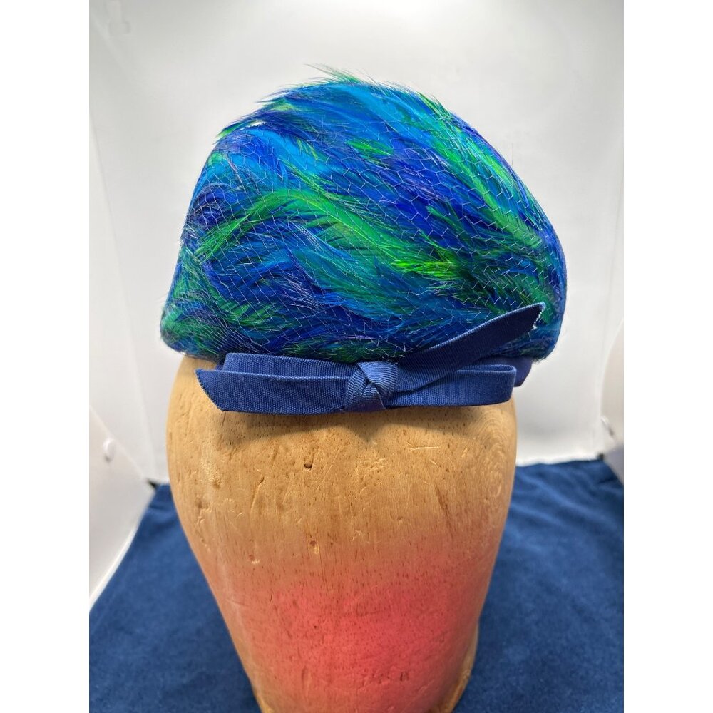 Vintage Blue & Green Feather bubble Hat Amy NY